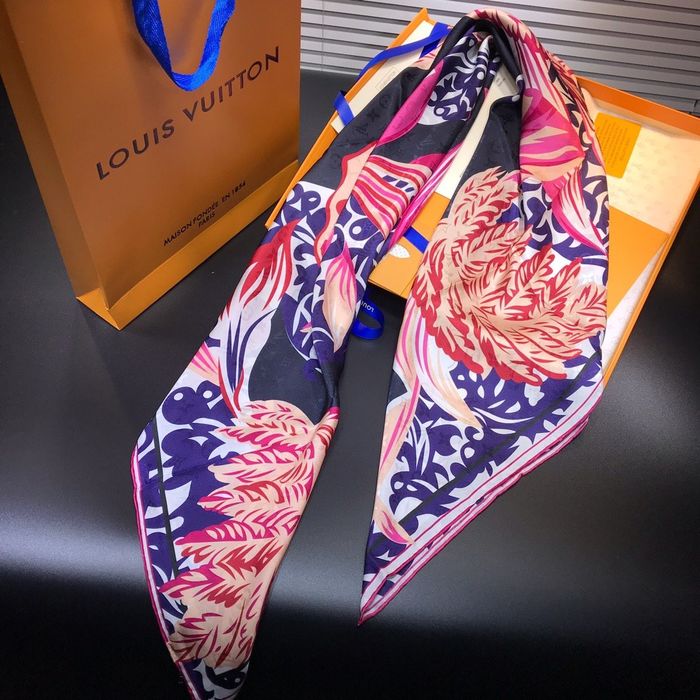 Louis Vuitton Scarf LVS00117